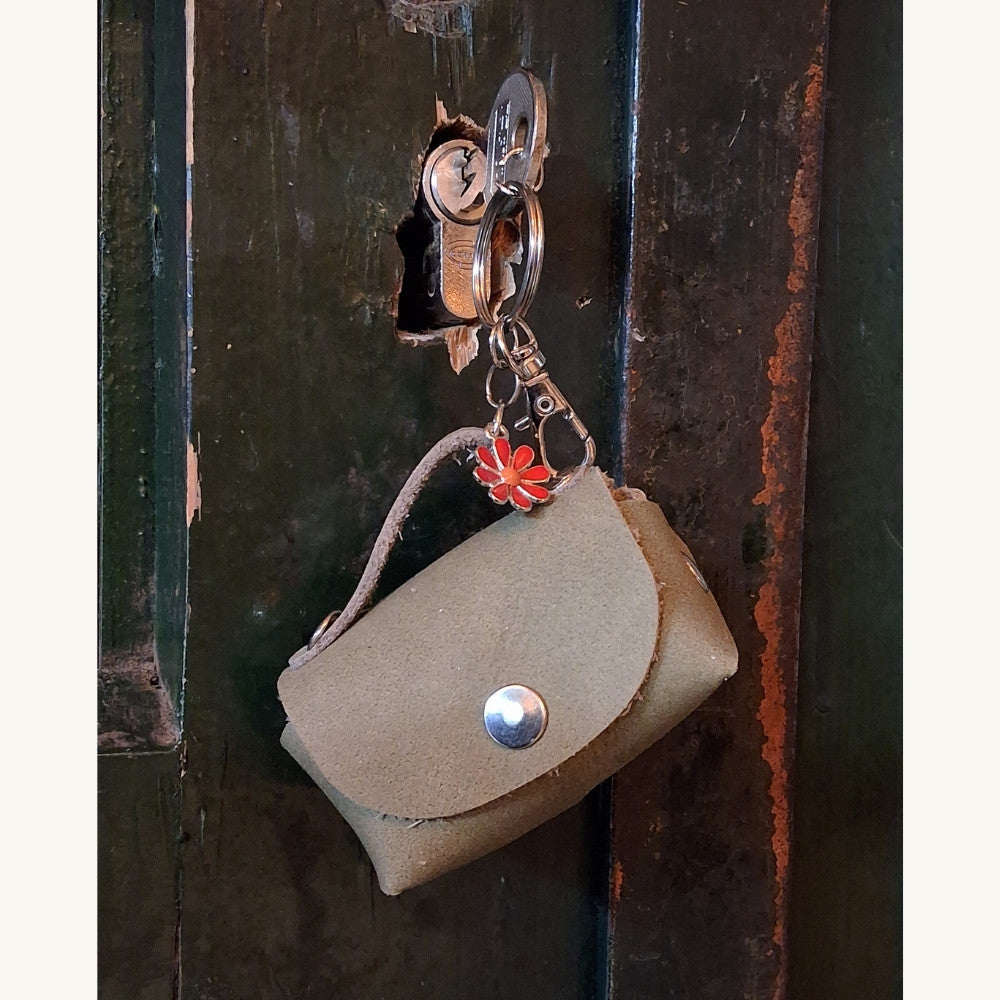 Sleutelhanger_Tasje_groen_7ee7bd06-8310-412a-bd93-8be53c722683 - Puur Edith