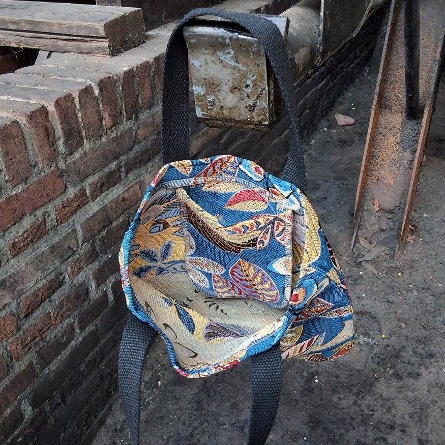 Jacquard_shopper_tas_small_Veren_en_blad_2 - Puur Edith