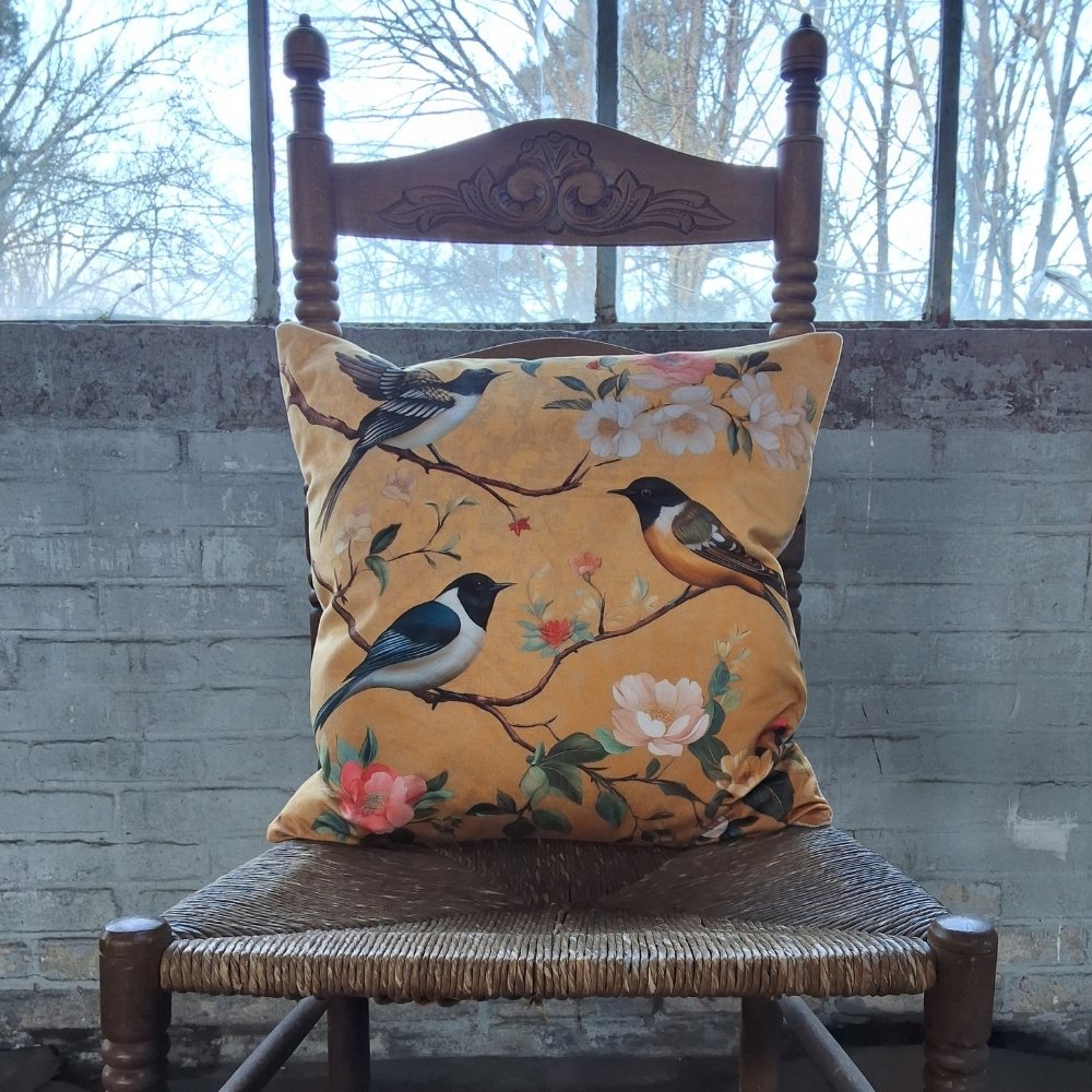 Kussen | Vogeltjes okergeel