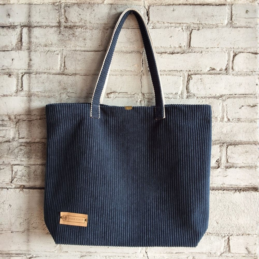 ShoppertasmediumDonkerblauw_b9bc5774-d923-4b46-9f7d-8e23650a82cf - Puur Edith