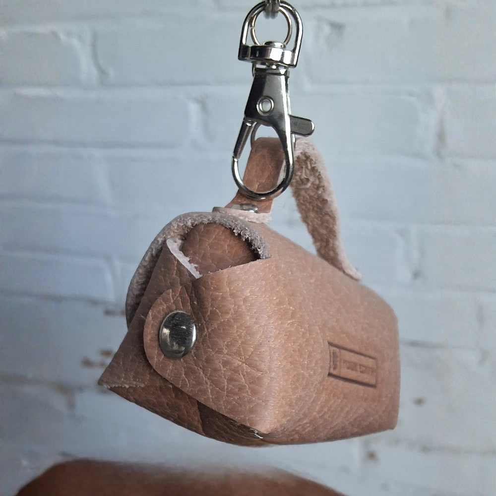 Sleutelhanger_Tasje_camel_1 - Puur Edith